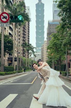 禮服出租 首選最愛 婚紗禮服，各式款式 晚宴禮服、新娘禮服、晚禮服 供挑選。#禮服出租 #婚紗禮服 #晚宴禮服 #新娘禮服 #晚禮服
