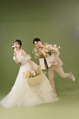 禮服出租 首選最愛 婚紗禮服，各式款式 晚宴禮服、新娘禮服、晚禮服 供挑選。#禮服出租 #婚紗禮服 #晚宴禮服 #新娘禮服 #晚禮服