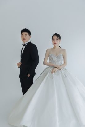 禮服出租 首選最愛 婚紗禮服，各式款式 晚宴禮服、新娘禮服、晚禮服 供挑選。#禮服出租 #婚紗禮服 #晚宴禮服 #新娘禮服 #晚禮服