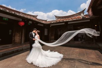 禮服出租 首選最愛 婚紗禮服，各式款式 晚宴禮服、新娘禮服、晚禮服 供挑選。#禮服出租 #婚紗禮服 #晚宴禮服 #新娘禮服 #晚禮服