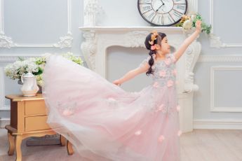 禮服出租 首選最愛 婚紗禮服，各式款式 晚宴禮服、新娘禮服、晚禮服 供挑選。#禮服出租 #婚紗禮服 #晚宴禮服 #新娘禮服 #晚禮服