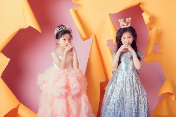 禮服出租 首選最愛 婚紗禮服，各式款式 晚宴禮服、新娘禮服、晚禮服 供挑選。#禮服出租 #婚紗禮服 #晚宴禮服 #新娘禮服 #晚禮服