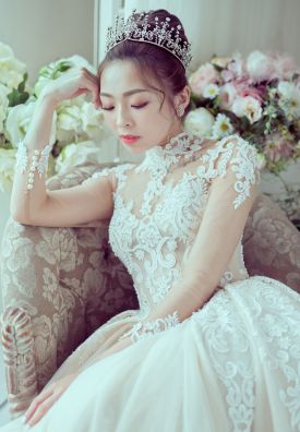 禮服出租 首選最愛 婚紗禮服，各式款式 晚宴禮服、新娘禮服、晚禮服 供挑選。#禮服出租 #婚紗禮服 #晚宴禮服 #新娘禮服 #晚禮服