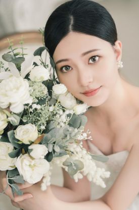 禮服出租 首選最愛 婚紗禮服，各式款式 晚宴禮服、新娘禮服、晚禮服 供挑選。#禮服出租 #婚紗禮服 #晚宴禮服 #新娘禮服 #晚禮服