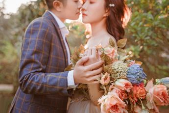 禮服出租 首選最愛 婚紗禮服，各式款式 晚宴禮服、新娘禮服、晚禮服 供挑選。#禮服出租 #婚紗禮服 #晚宴禮服 #新娘禮服 #晚禮服