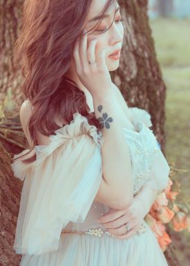 禮服出租 首選最愛 婚紗禮服，各式款式 晚宴禮服、新娘禮服、晚禮服 供挑選。#禮服出租 #婚紗禮服 #晚宴禮服 #新娘禮服 #晚禮服