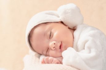 禮服出租 首選最愛 婚紗禮服，各式款式 晚宴禮服、新娘禮服、晚禮服 供挑選。#禮服出租 #婚紗禮服 #晚宴禮服 #新娘禮服 #晚禮服