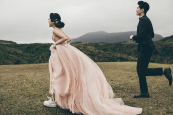 禮服出租 首選最愛 婚紗禮服，各式款式 晚宴禮服、新娘禮服、晚禮服 供挑選。#禮服出租 #婚紗禮服 #晚宴禮服 #新娘禮服 #晚禮服