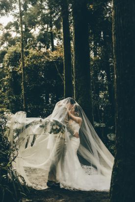 禮服出租 首選最愛 婚紗禮服，各式款式 晚宴禮服、新娘禮服、晚禮服 供挑選。#禮服出租 #婚紗禮服 #晚宴禮服 #新娘禮服 #晚禮服
