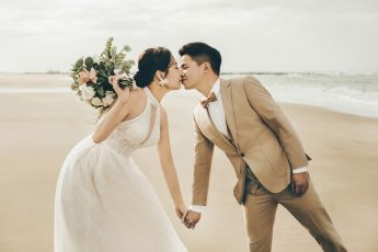 禮服出租 首選最愛 婚紗禮服，各式款式 晚宴禮服、新娘禮服、晚禮服 供挑選。#禮服出租 #婚紗禮服 #晚宴禮服 #新娘禮服 #晚禮服