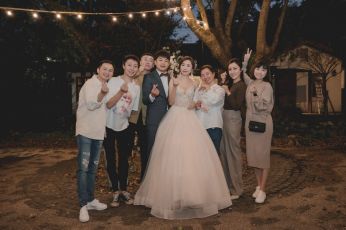 禮服出租 首選最愛 婚紗禮服，各式款式 晚宴禮服、新娘禮服、晚禮服 供挑選。#禮服出租 #婚紗禮服 #晚宴禮服 #新娘禮服 #晚禮服