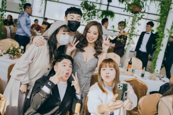 禮服出租 首選最愛 婚紗禮服，各式款式 晚宴禮服、新娘禮服、晚禮服 供挑選。#禮服出租 #婚紗禮服 #晚宴禮服 #新娘禮服 #晚禮服