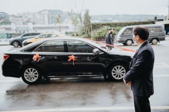 禮服出租 首選最愛 婚紗禮服，各式款式 晚宴禮服、新娘禮服、晚禮服 供挑選。#禮服出租 #婚紗禮服 #晚宴禮服 #新娘禮服 #晚禮服