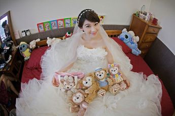 禮服出租 首選最愛 婚紗禮服，各式款式 晚宴禮服、新娘禮服、晚禮服 供挑選。#禮服出租 #婚紗禮服 #晚宴禮服 #新娘禮服 #晚禮服