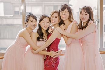 禮服出租 首選最愛 婚紗禮服，各式款式 晚宴禮服、新娘禮服、晚禮服 供挑選。#禮服出租 #婚紗禮服 #晚宴禮服 #新娘禮服 #晚禮服