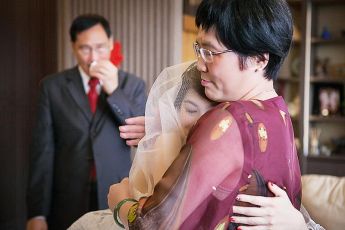 禮服出租 首選最愛 婚紗禮服，各式款式 晚宴禮服、新娘禮服、晚禮服 供挑選。#禮服出租 #婚紗禮服 #晚宴禮服 #新娘禮服 #晚禮服